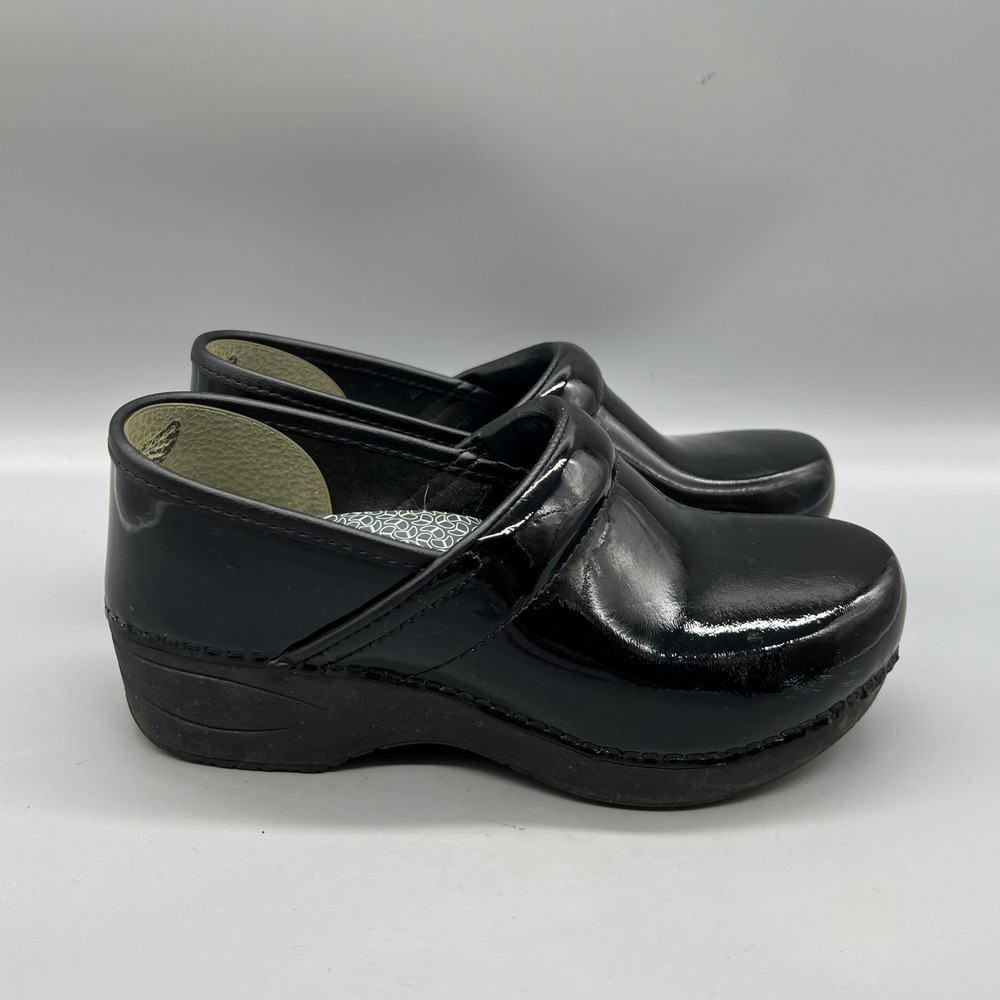 Dansko Clogs Womens 6 Black Patent Leather Slip Resistant XP 2.0 Professional